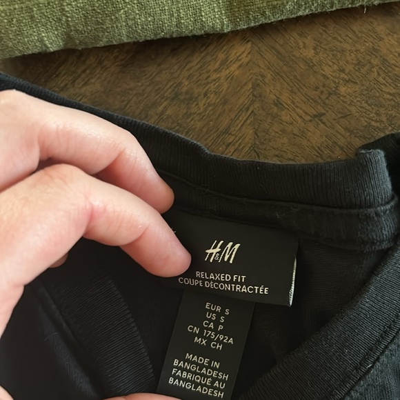 Nice reliable tee - Picture 2 of 2